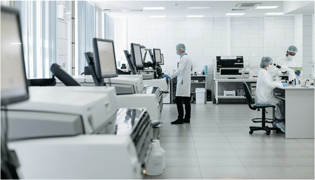 Escozul Colombia y el veneno de escorpión azul: evidencia científica sobre su potencial contra el cáncer